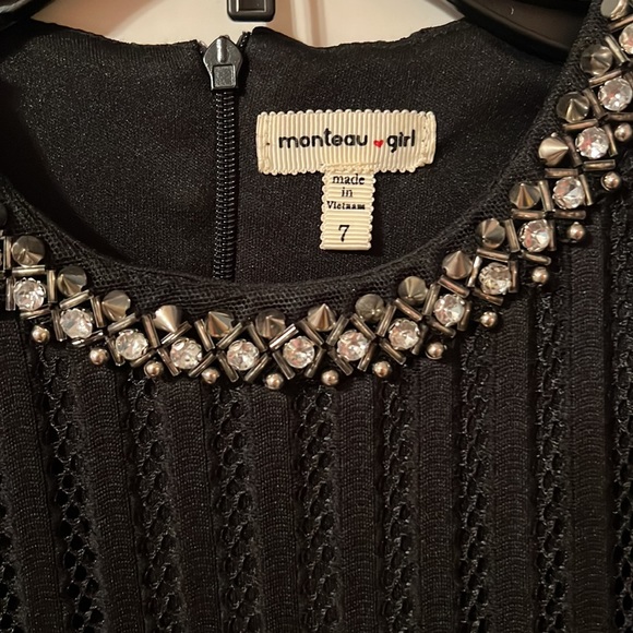 Little black dress with silver and rhinestone beaded neckline (J/T) - Picture 2 of 6